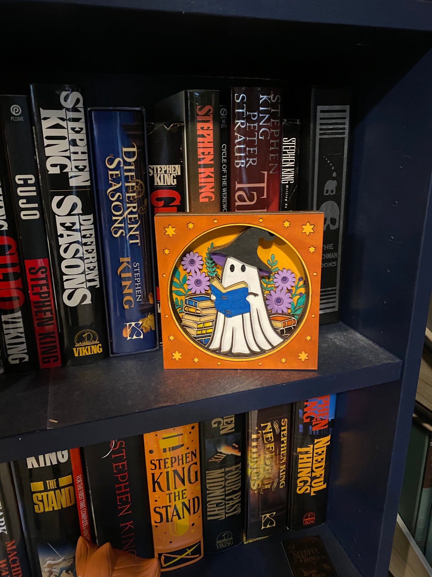 14-Layer Ghost Shelf Sitter – Hand-Painted & Clear-Coated Halloween Décor (5.5”)